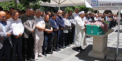 AK Parti Kayseri İl Başkan Yardımcısı Arıkan'ın cenazesi toprağa verildi