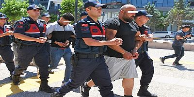 Aksaray'da 8 büyükbaş çalan 3 şüpheli yakalandı