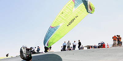 Ali Dağı'nda yamaç paraşütü heyacanı başladı