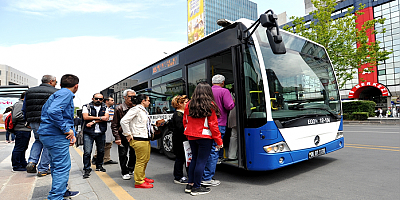 Ankara Büyükşehir Belediyesi toplu taşıma ücretinin 06.00-06.45'te indirimli olmasını önerecek