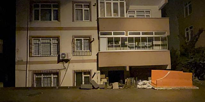 Baba ile kızı evde ölü bulundu
