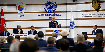 Bakan Akar, Sudan'dan Türk vatandaşlarının tahliyesi için 5 nakliye uçağını görevlendirdiklerini bildirdi