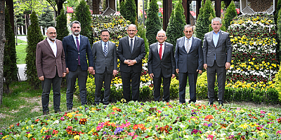 Bakan Özhaseki'den Başkan Büyükkılıç'a 