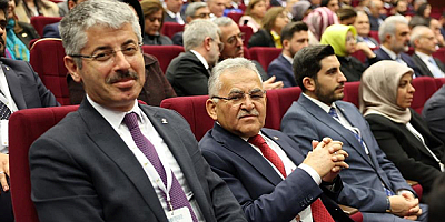 Büyükkılıç, Ankara'da bakanlarla görüştü