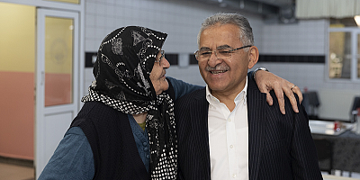 Başkan Büyükkılıç'tan Yaşlılar Haftası mesajı