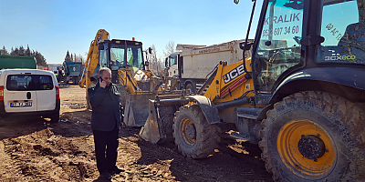 Belediye Başkanı Yalçın Kahramanmaraş’ta iş makineleri koordinasyon görevini üstlendi