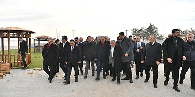 Büyükkılıç, Akar ve Çiçek ile Birlikte Kayseri Yeşilay Uyuşturucuyla Mücadele Rehabilitasyon Merkezi'ni Ziyaret Ett