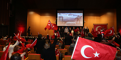 Büyükkılıç  İstiklal Marşı'nın Kabulü'nün 101. yıldönümünü lise ögrencileriyle kutladı