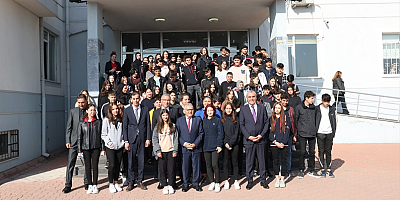 Büyükkılıç, Kariyer Günleri'nde öğrencilerle bir araya geldi