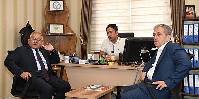 Büyükkılıç, Kayseri Kariyer Merkezi'ni Ziyaret Etti
