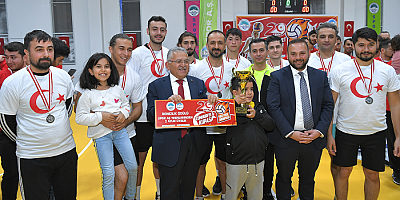 Büyükkılıç, Sporcuların 'Cumhuriyet' Coşkusuna Ortak Oldu