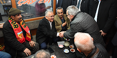 Büyükkılıç'tan Teravih Sonrası Esnaf ve Vatandaş Buluşması