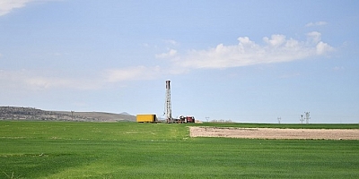 Büyükkılıç, Tarıma Dayalı Sera İhtisas OSB Yapılacak Alanda İncelemelerde Bulundu