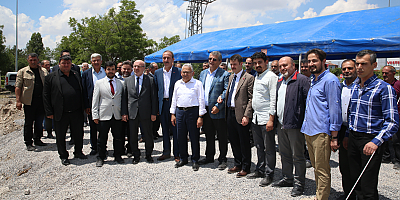 Büyükkılıç, Tomarza'da yurt temeli attı, dikimevinde incelemede bulundu