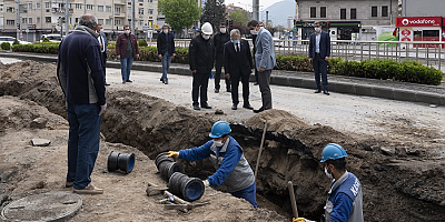 Büyükşehir Belediyesi 2021'de altyapı için İstanbul Kayseri mesafesi kadar kazı yaptı