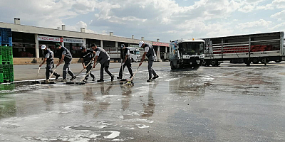 Büyükşehir Hal Kompleksi'nde Kapsamlı Temizlik Çalışması
