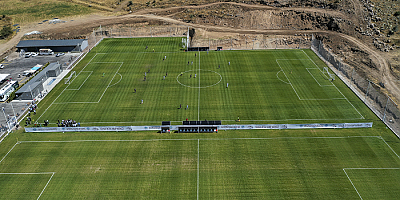 Büyükşehir'in Erciyes Yüksek İrtifa Kamp Merkezi Futbol Takımlarının Gözdesi Oldu