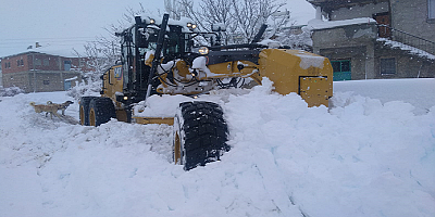 Büyükşehir kapalı mahalle yolu bırakmadı
