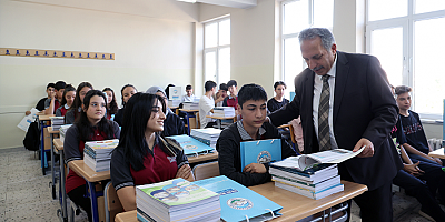 “CUMHURİYETİN İKİNCİ 100 YILININ NEFERLERİSİNİZ”