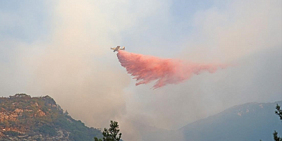 Datça'daki yangına 10 uçak ve 20 helikopterle müdahale ediliyor