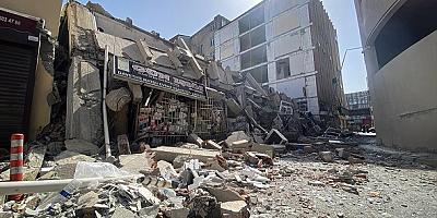 Deprem bölgesinde 227 bin 27 binanın yıkık, acil yıkılacak ve ağır hasarlı olduğu tespit edildi