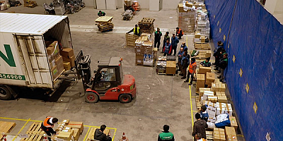 Depremzedelere yardımların hızlı ulaştırılması amacıyla Kayseri'de lojistik aktarma merkezi kuruldu