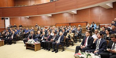 Kayseri'de Eğitim-Öğretim Yılı Hazırlık ve Okul Güvenliği Toplantısı Vali Çiçek Başkanlığında Gerçekleştirildi
