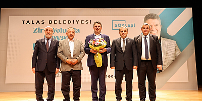 Eğitimci yazar Alişan Kapaklıkaya Talas'ta söyleşiye katıldı