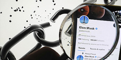 Elon Musk, Twitter'ı satın alma anlaşmasını feshetti