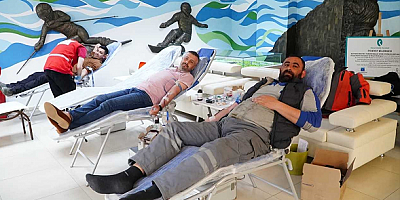 Erciyes AŞ personelinden Kızılay'a kan bağışı