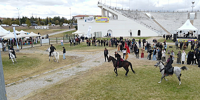 ERÜ’de “Evim Kampüs Festivali” Düzenlendi