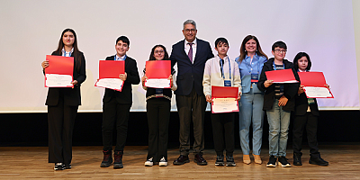 ERÜ’de TÜBİTAK Ortaokul Öğrencileri Araştırma Projeleri Kayseri Bölge Yarışması’nın Ödül Töreni Düzenlendi