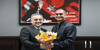 ERÜ Mühendislik Fakültesi’nde Devir Teslim Töreni