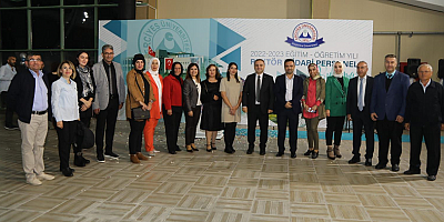 ERÜ Rektörü Altun, idari personel ile bir araya geldi