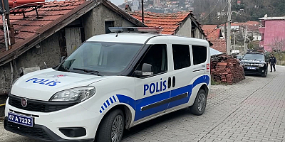 Evinde silahla vurulmuş halde bulunan kadın hastaneye kaldırıldı
