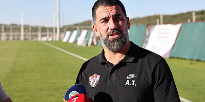  Arda Turan'dan Büyükşehir'in Yüksek İrtifa Kamp Merkezi'ne Övgü Dolu Sözler