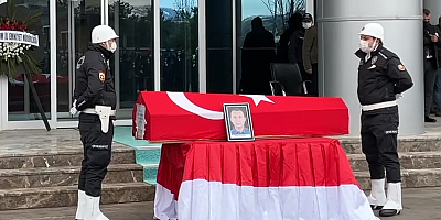 Görevi başında kalp krizi geçiren polis son yolculuğuna uğurlandı