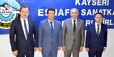 Halkbank' tan genç esnaf ve sanatkârlara 5 farklı kredi paketi