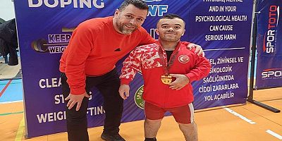 Halterde Kayseri'ye altın madalya 