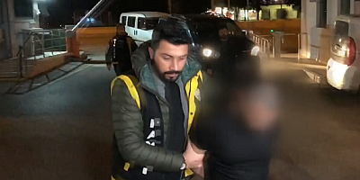 İki arkadaşını silahla öldürdü, bagajında cesetle yakalandı