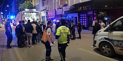 İki grup arasında çıkan silahlı kavgada 7'si polis 11 kişi yaralandı