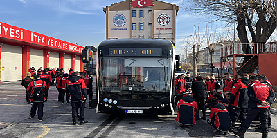  İtfaiye Personeline Elektrikli Araçlardaki Arızalara Müdahale Eğitimi