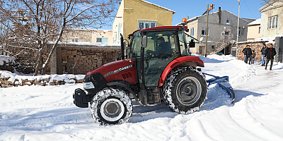 Kar bıçakları Belediyeden temizlik mahalleden