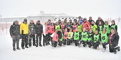 Kar Hentbol Şampiyonası, Türkiye'de İlk Kez Erciyes'te Gerçekleşti
