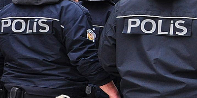 Kavgaya müdahale eden polis memuru bıçakla yaralandı