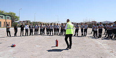 KAYMEK'in Özel Güvenlik Personeline Yangın Eğitimi