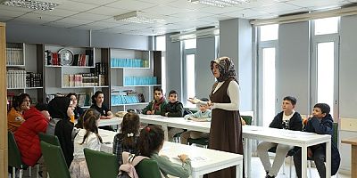 KAYMEK'ten Yeşilhisar Sosyal Yaşam Merkezi'nde Japonca A1 Kursu