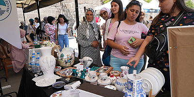 Kayseri Altın Eller Geleneksel El Sanatları Festivali'ne Yoğun İlgi