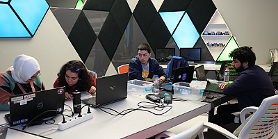 Kayseri Bilim Merkezi'nden AGÜ öğrencilerine yönelik ücretsiz arduino eğitimi  