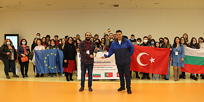 Kayseri Bilim Merkezi öğrencileri ağırladı